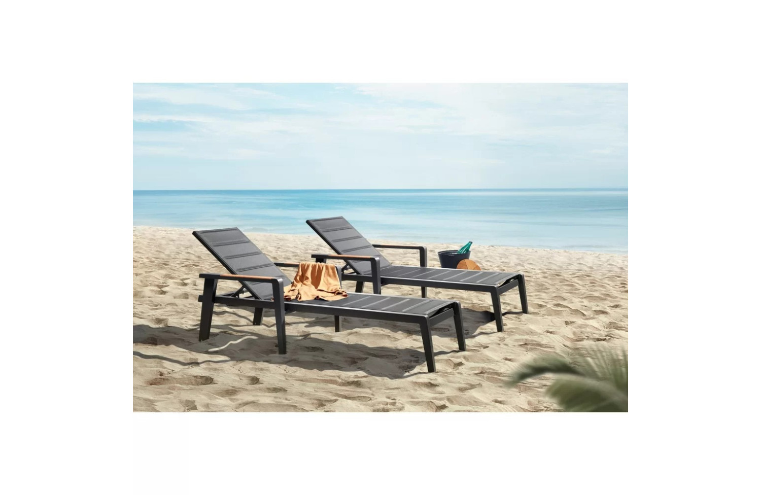 Шезлонг з підлокітниками (без подушок) HIGOLD EMOTI 697755 / ANTHRACITE