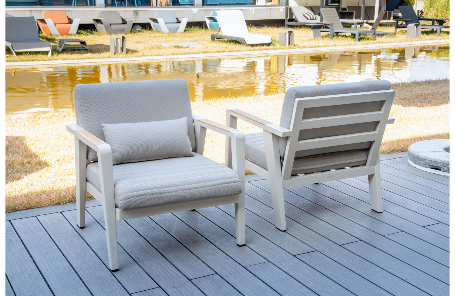 Крісло (з подушками) HIGOLD EMOTI 697722 / TAUPE