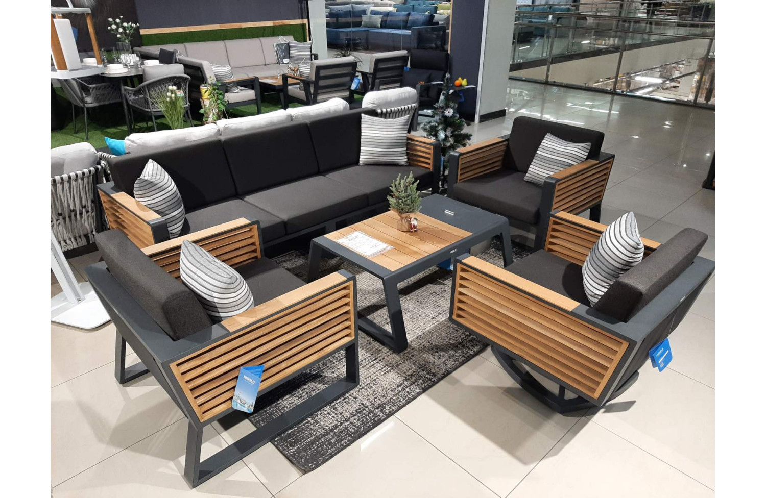 Zestaw narożny dla 5 osób (z poduszkami) HIGOLD NEW YORK 2040610 / BLACK