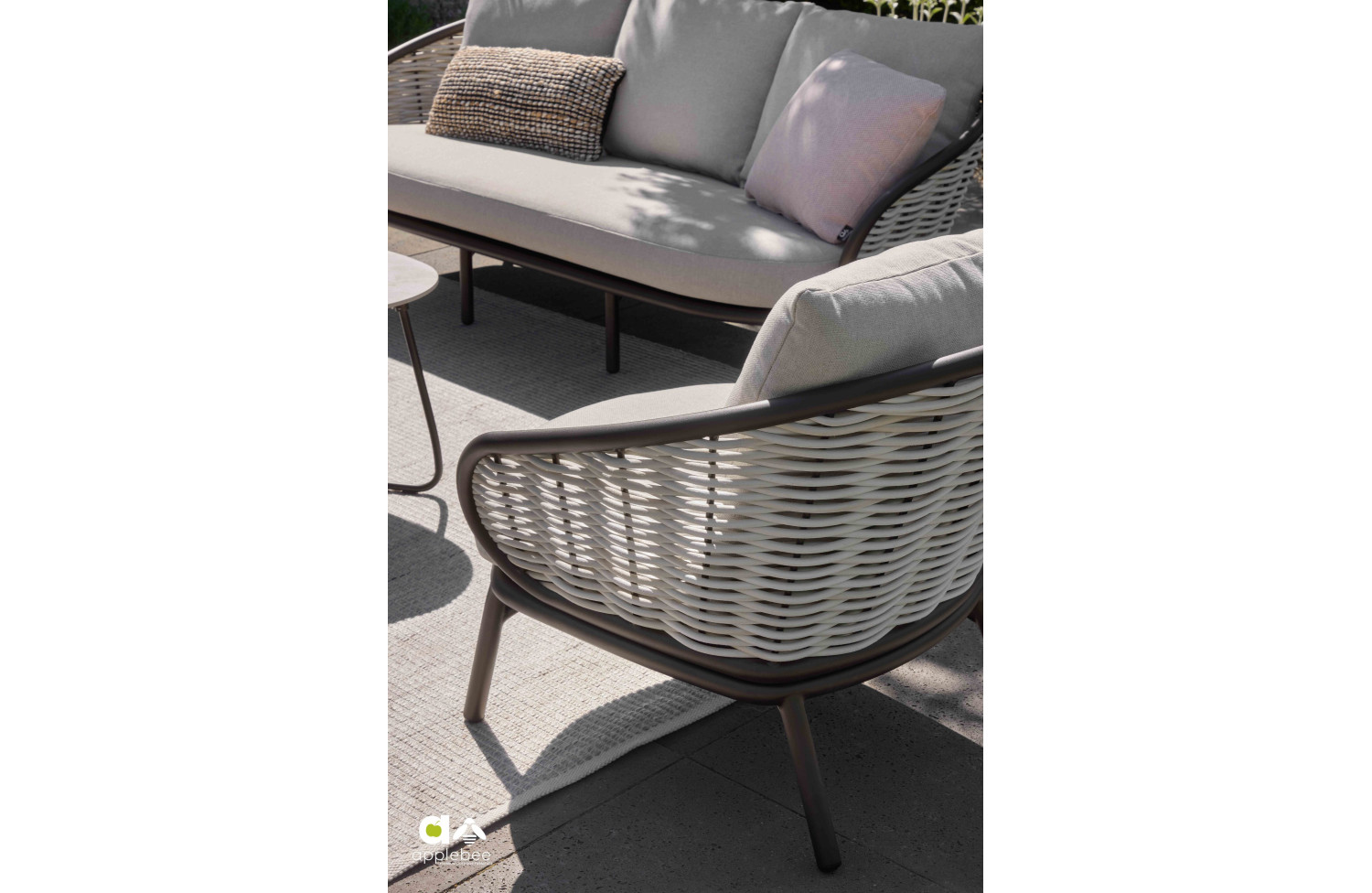 Lounge Armchair (with cushions) APPLE BEE PINE KEY 72000652 / BRONZE