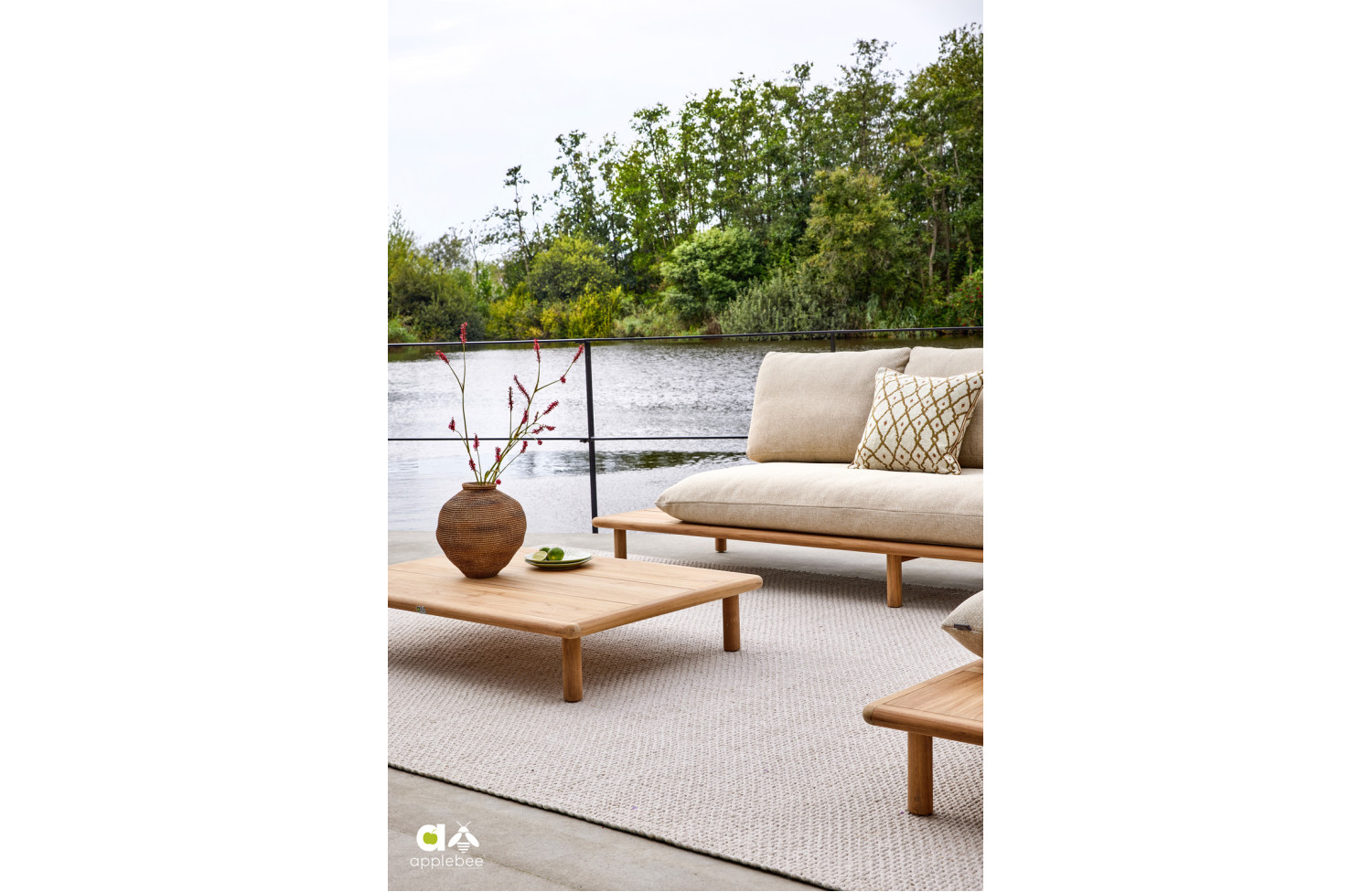 Sofa 3-osobowa (242) ze stolikiem narożnym prawym (z poduszkami) APPLE BEE SLING 72000427