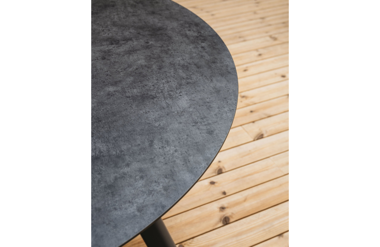 Обідній cтіл круглий д.150 COUTURE HUG 92256361-A-HPL / АНТРАЦИТ