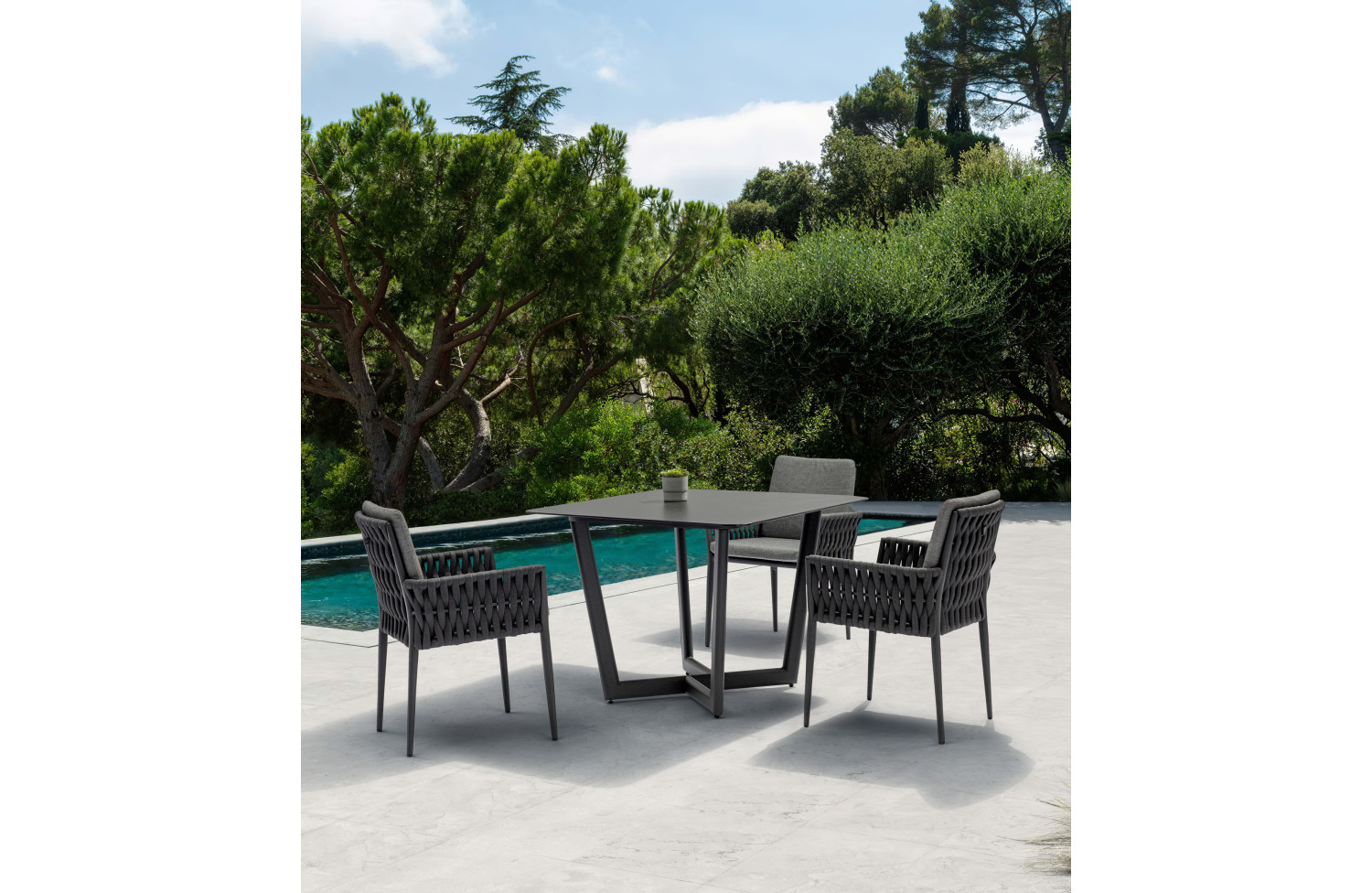 Стілець з- підлокітниками (з подушками) COUTURE HUG 91933300