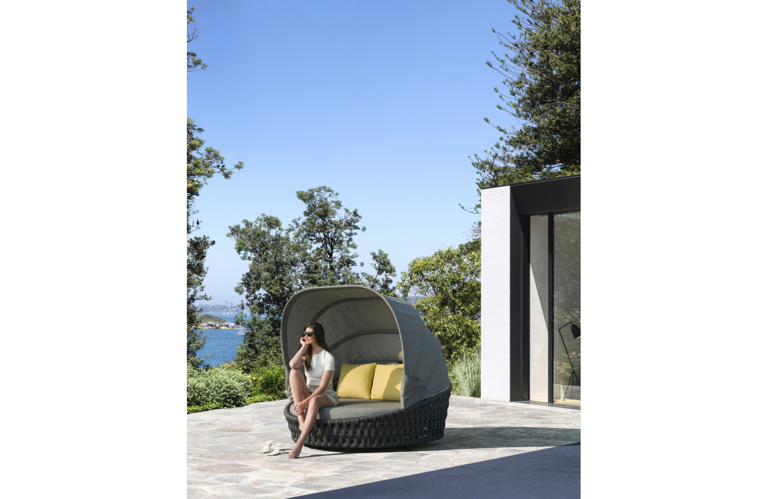 Ліжко з навісом для відпочинку (з подушк) COUTURE HUG 91933520