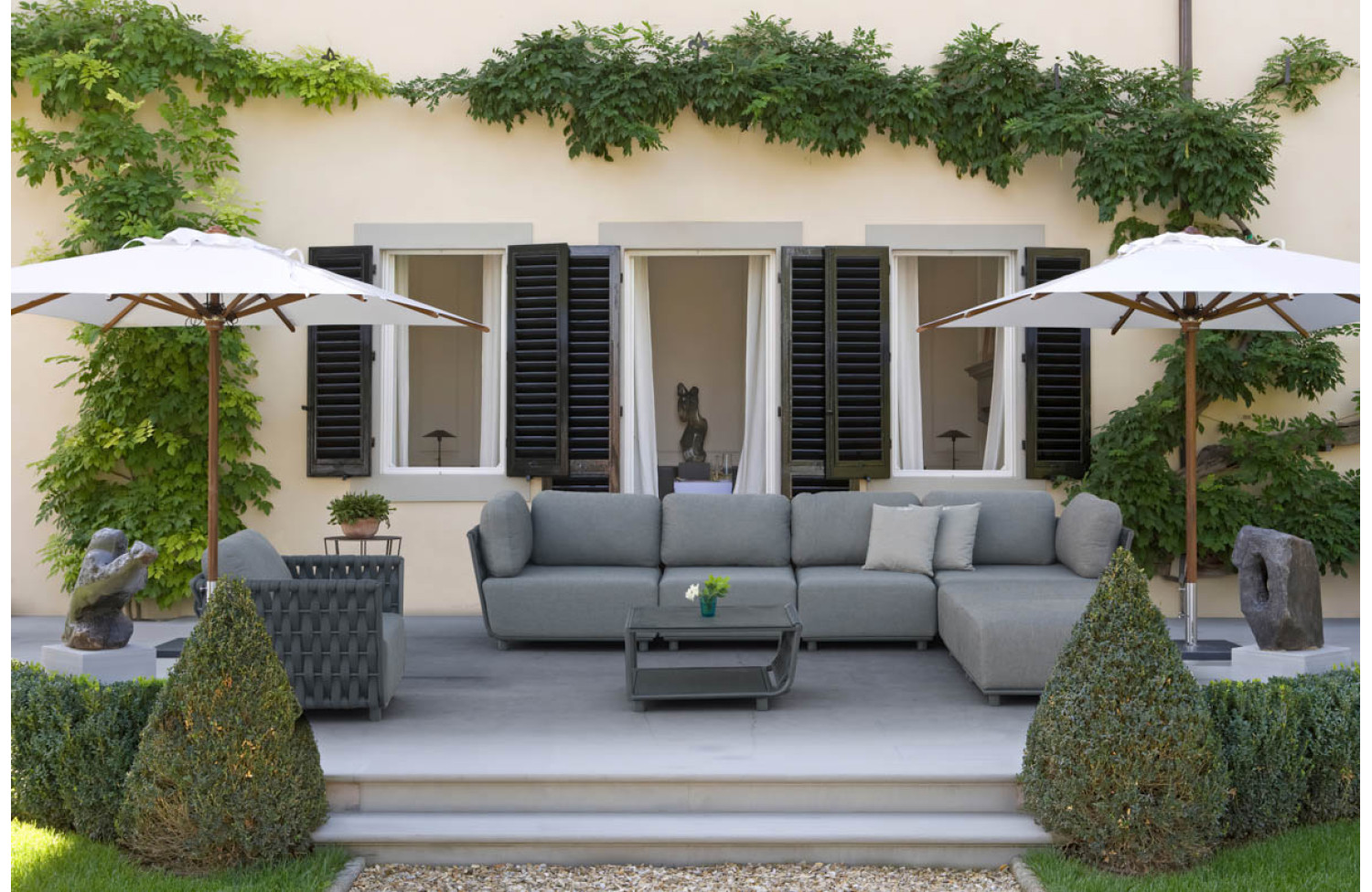 Кавовий столик COUTURE HUG 91933170