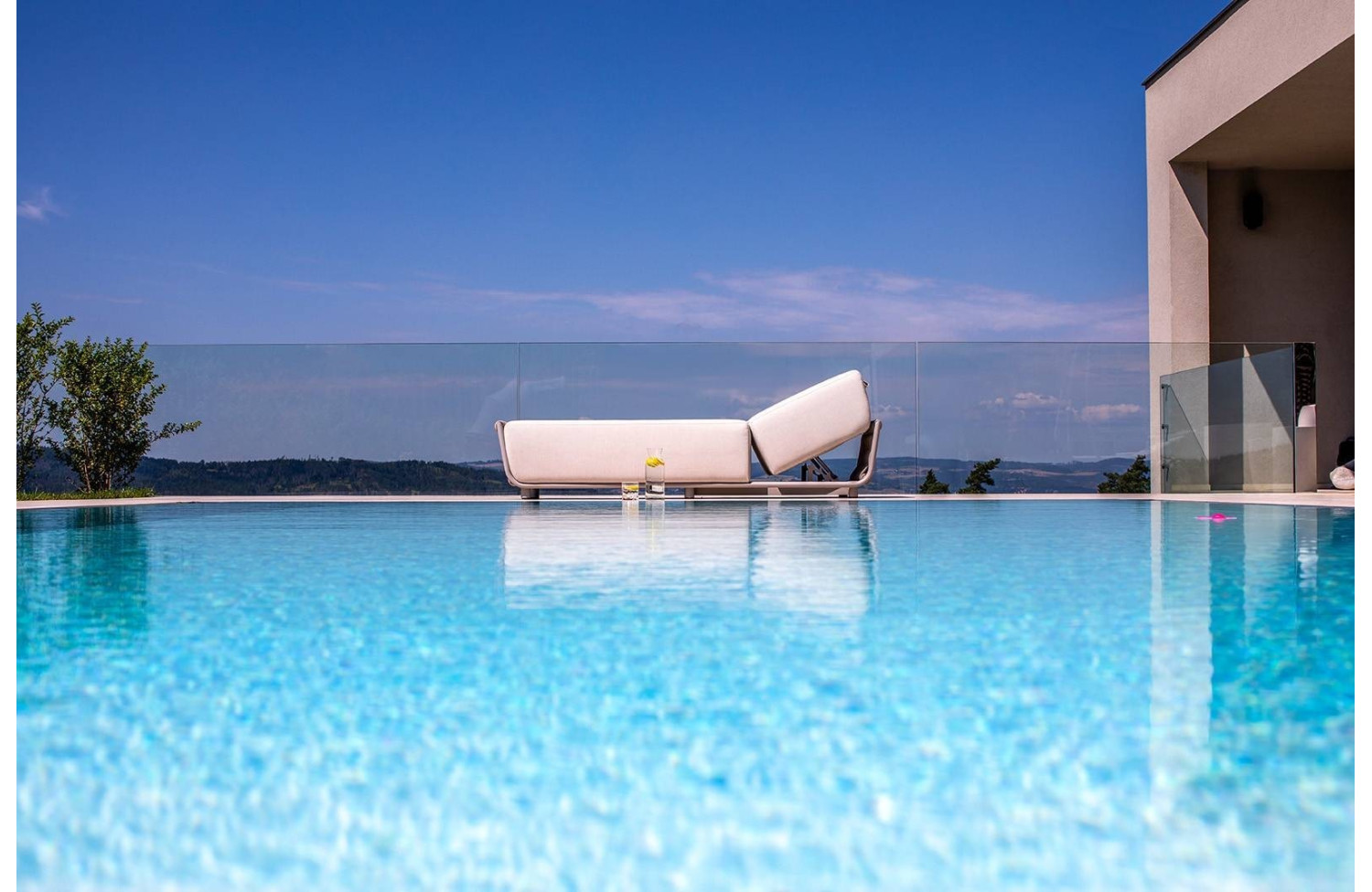 Шезлонг (з подушками) COUTURE HUG 91933510 / TAUPE