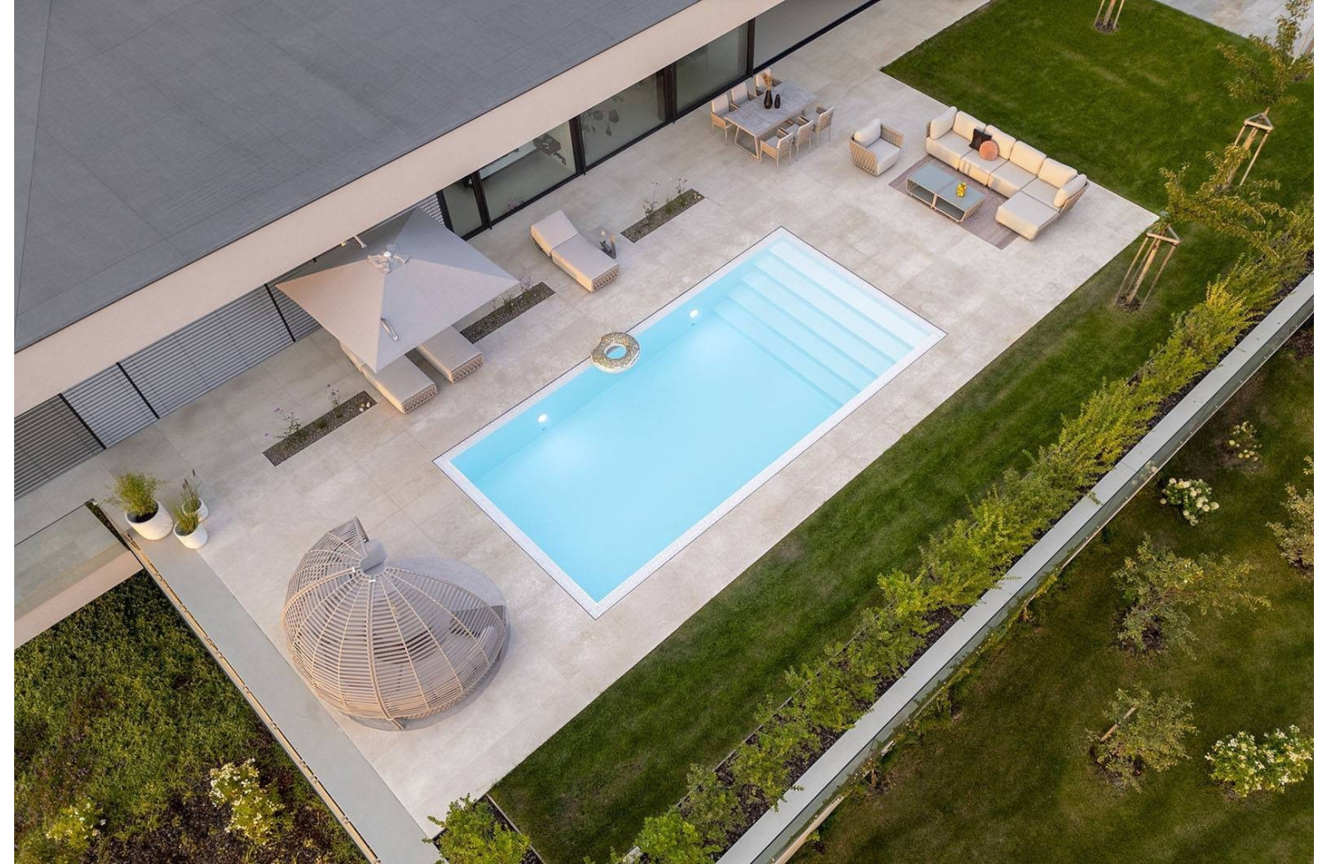 Шезлонг (з подушками) COUTURE HUG 91933510 / TAUPE