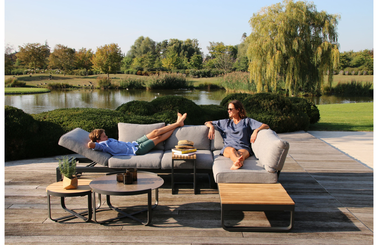 Кавовий столик 80*78 LAGOM BLOOM Lm 81G / ANTHRACITE