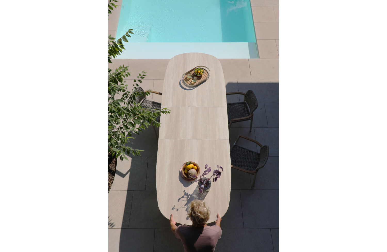 Oval dining table (extendable 250-310 cm) LAGOM ALBATROS Lm 76G / ANTHRACITE