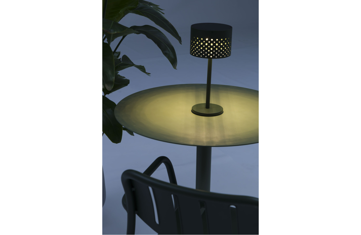 Lampa uliczna solarna (ładowana energią słoneczną) wys.32.5 cm LAGOM BEAM ROUND Lm 79R / BURGUNDY