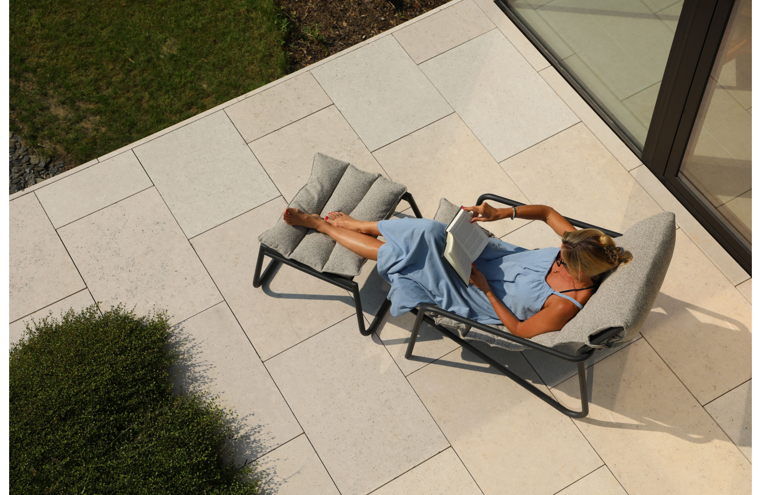 Набір для балкона: Крісло (з подушккою) + пуф (без подушки) LAGOM COAST Lm 29B+30B / DARK TAUPE