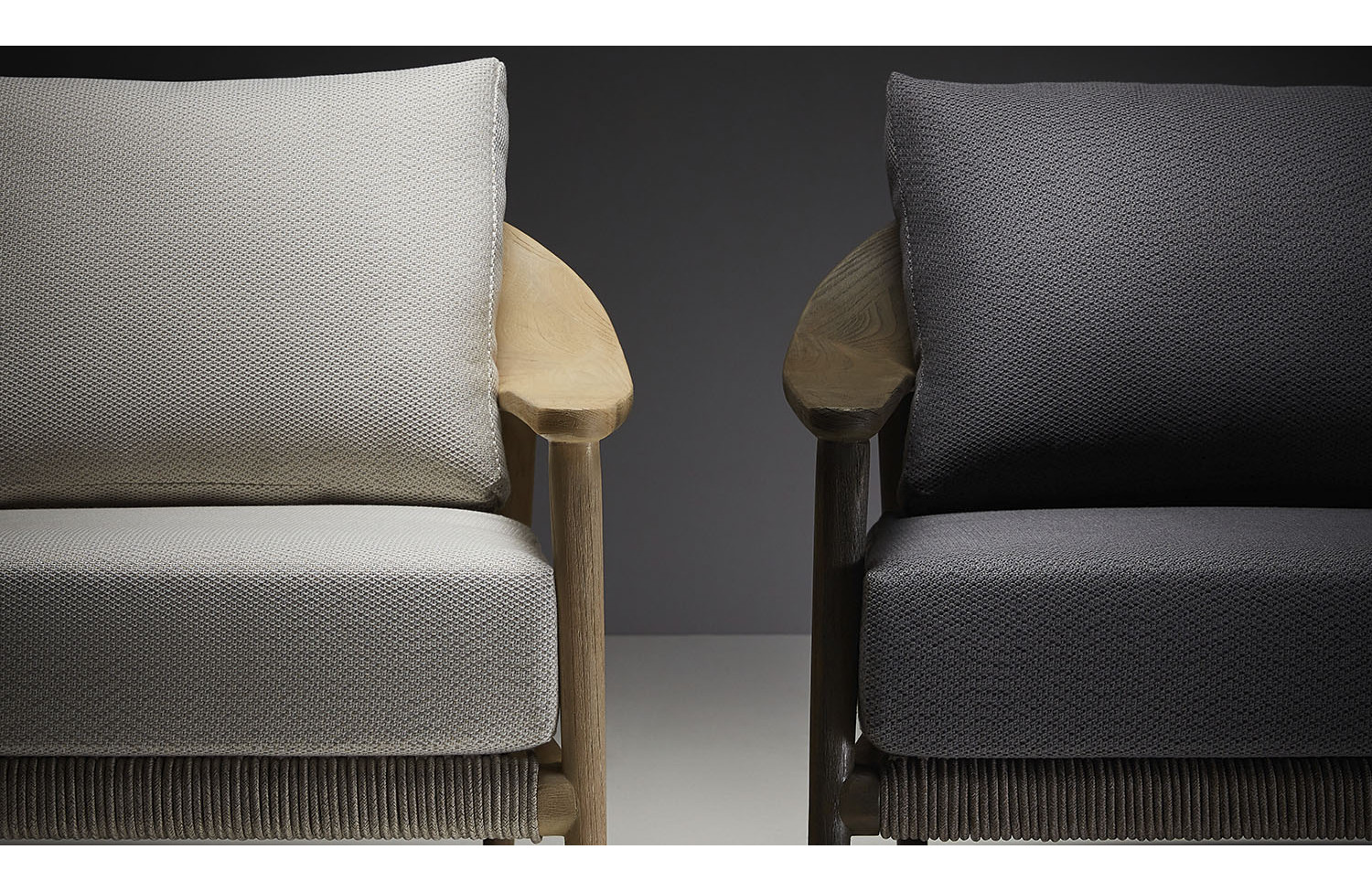 Комплект для відпочинку (з подушками) HIGOLD LEO 206330 / DARK TEAK