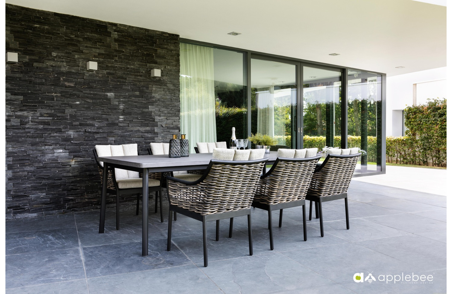 Обідній комплект (з подушками) APPLE BEE MILOU BLACK 70001347 (1 шт) / 70000034 (6 шт)