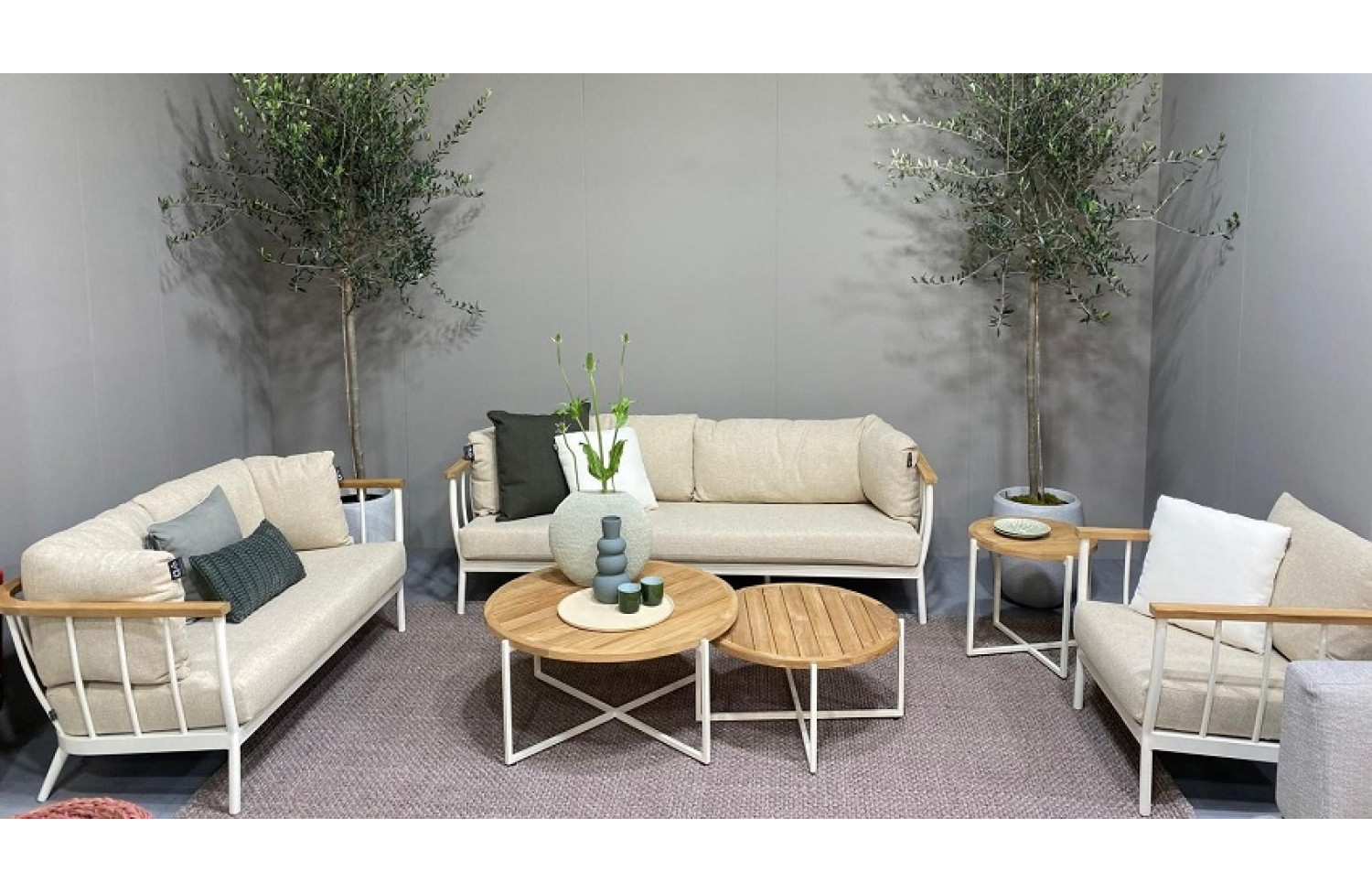 Zestaw wypoczynkowy dla 5 osób (z poduszkami) APPLE BEE CONDOR OYSTER 72000409 (1 szt) / 72000410 (1 szt) / 72000411 (1 szt) / 72000413 (1 szt)/ 72000414 (1 szt) / 72000415 (1 szt)