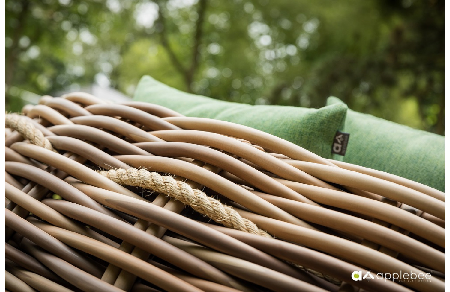 Zestaw wypoczynkowy dla 5 osób (z poduszkami) APPLE BEE COCOON 18011B1-SF (1 szt) / 18011B1-LC (2 szt) / 70001297 (1 szt) /70001296 (1 szt) / 70001295 (1 szt)