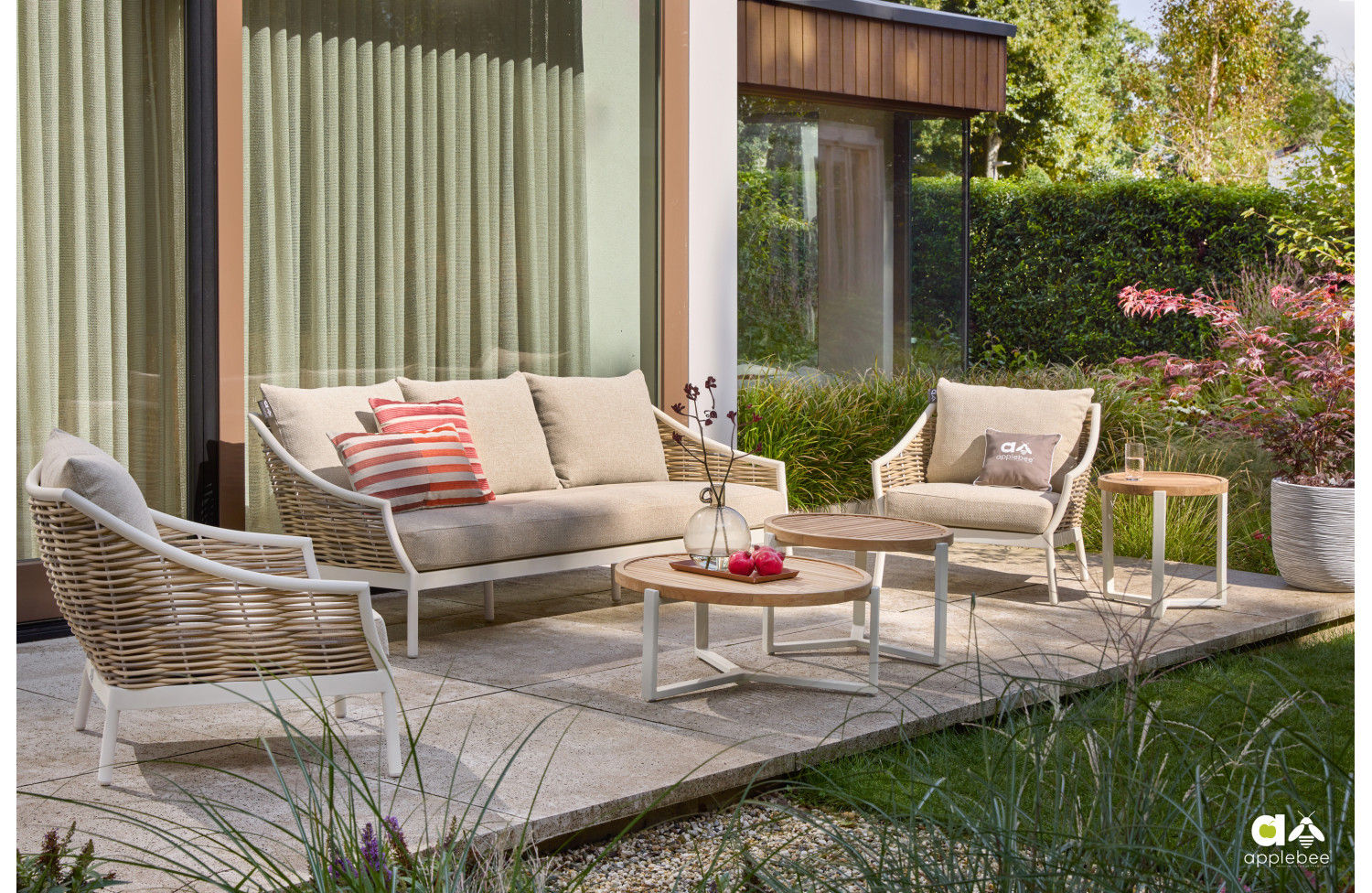 Lounge set (with cushions) APPLE BEE MILOU WHITE 70000625 (2 pcs) / 70000626 (1 pc) / 70000628 (1 pc) / 70000629 (1 pc)