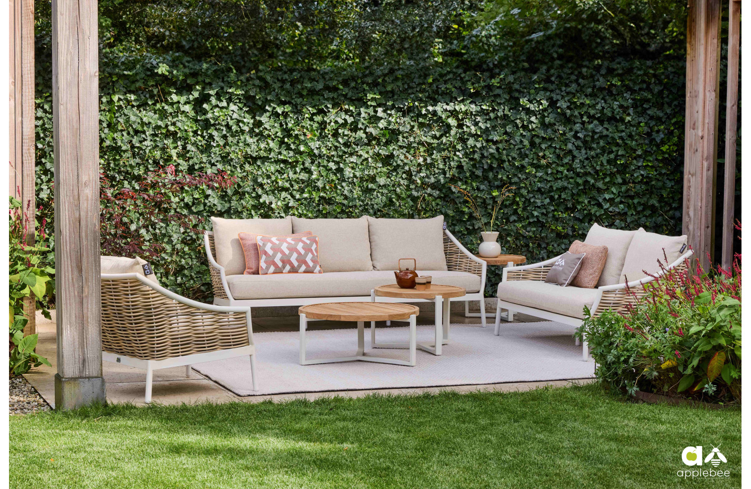 Lounge set (with cushions) APPLE BEE MILOU WHITE 70000625 (2 pcs) / 70000626 (1 pc) / 70000628 (1 pc) / 70000629 (1 pc)