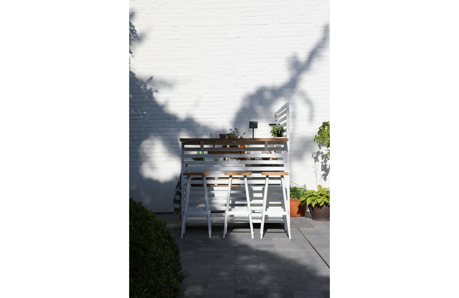 Outdoor Kitchen(wall / sink and tap / 2 wooden shelves./2 alu shelves / cutting board / +2 solar lamps /+ 8 single hooks / +2 drawersі) / MATERA MT 01T / TAUPE