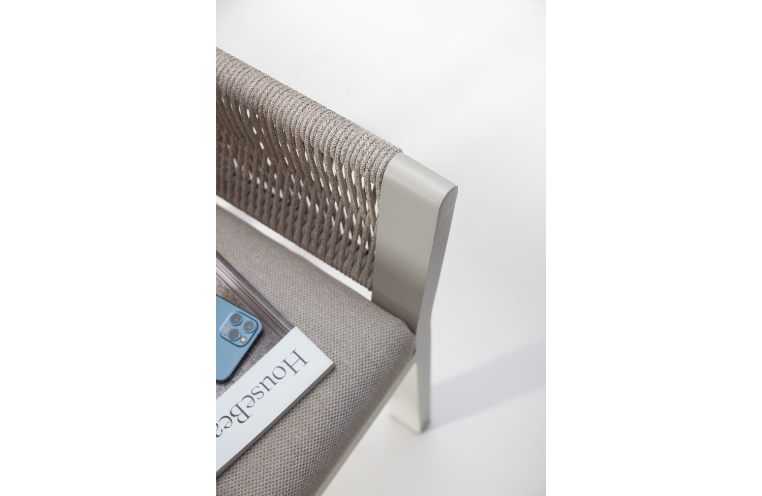 Fotel (z poduszkami) HIGOLD BORROMEO 205421 / 20542023 / TAUPE