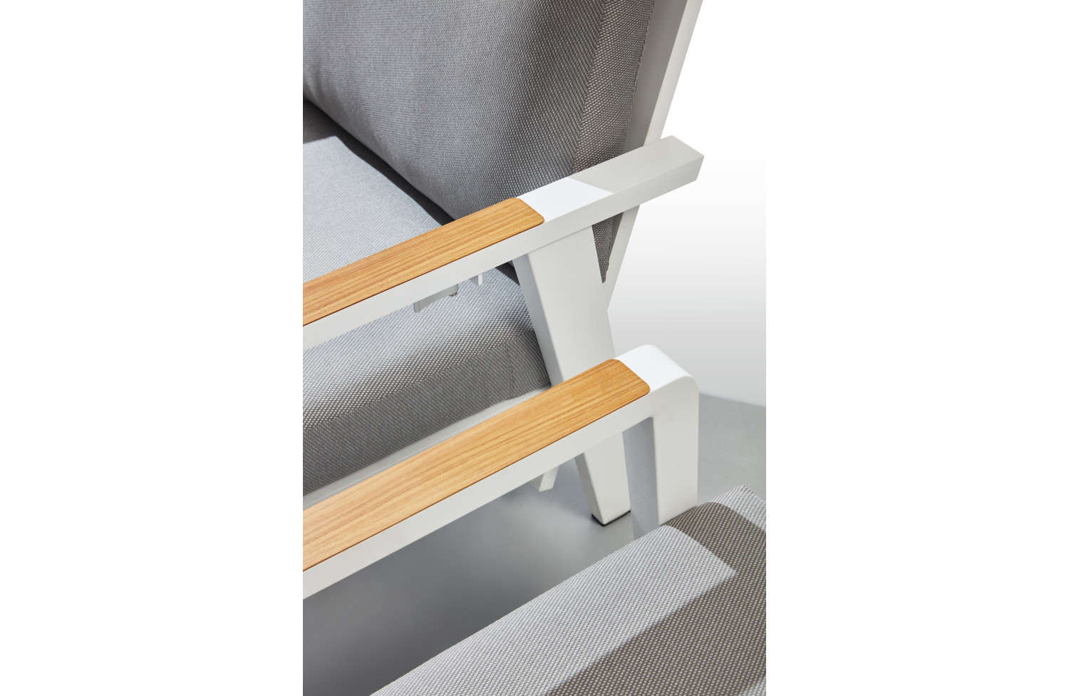 Zestaw wypoczynkowy dla 5 osób (z poduszkami) HIGOLD EMOTI 2.0 69772204 (1 szt) / 69772003 (2 szt) / 684187 (1 szt) / TAUPE