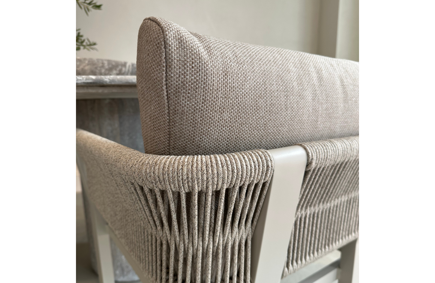 Sofa 2-osobowa (z poduszkami) HIGOLD BORROMEO 205433 / TAUPE