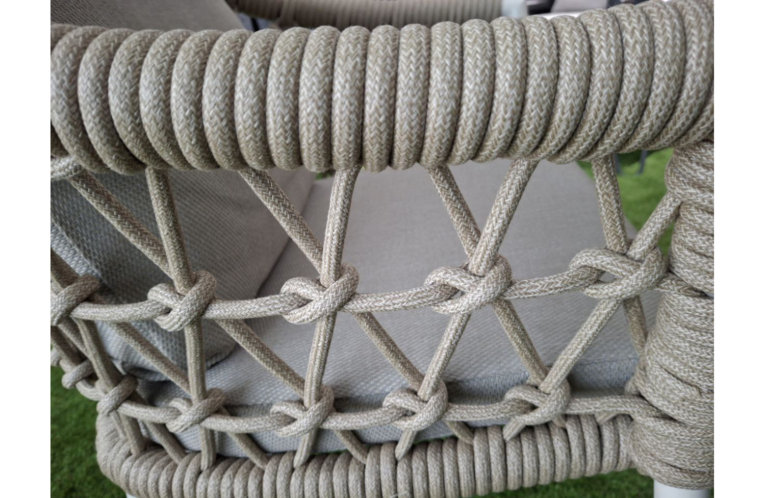 Krzesło z podłokietnikami (z poduszkami) SUNART SUN 57T / TAUPE