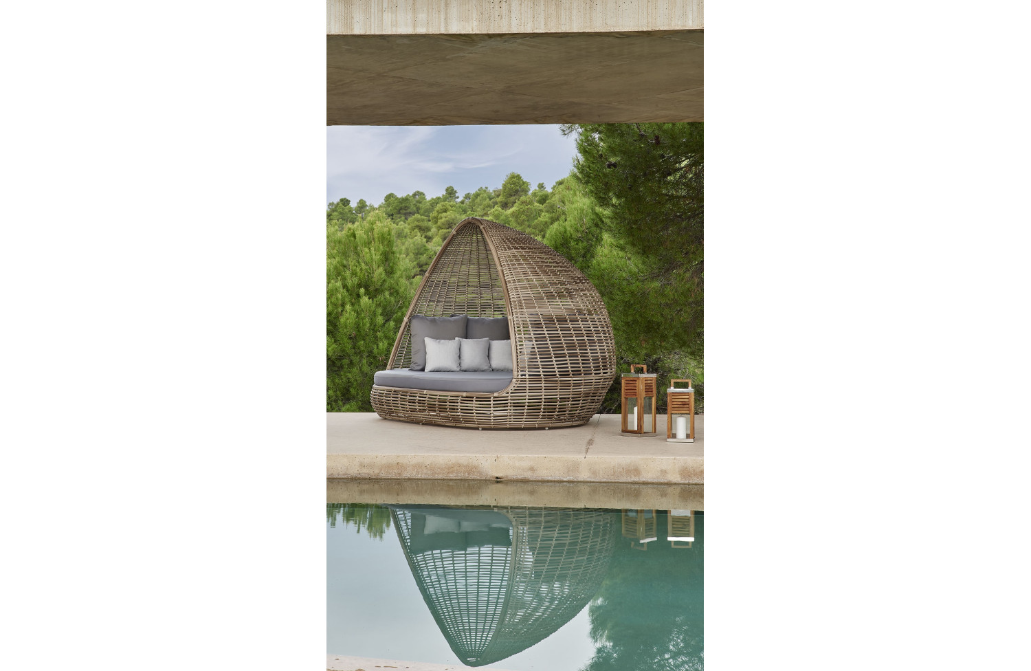 Sofa-bed (with cushions + 7 decorative pillows) / large SKYLINE DESIGN , SHADE 2973