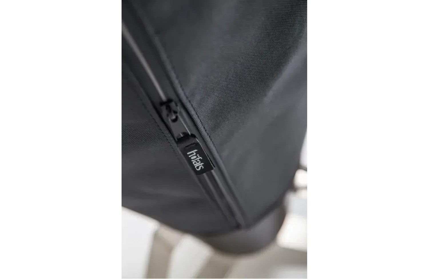 Cover for a charcoal grill HOFATS CONE 010401